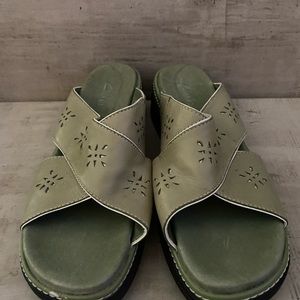 Clarks Sandals size 7